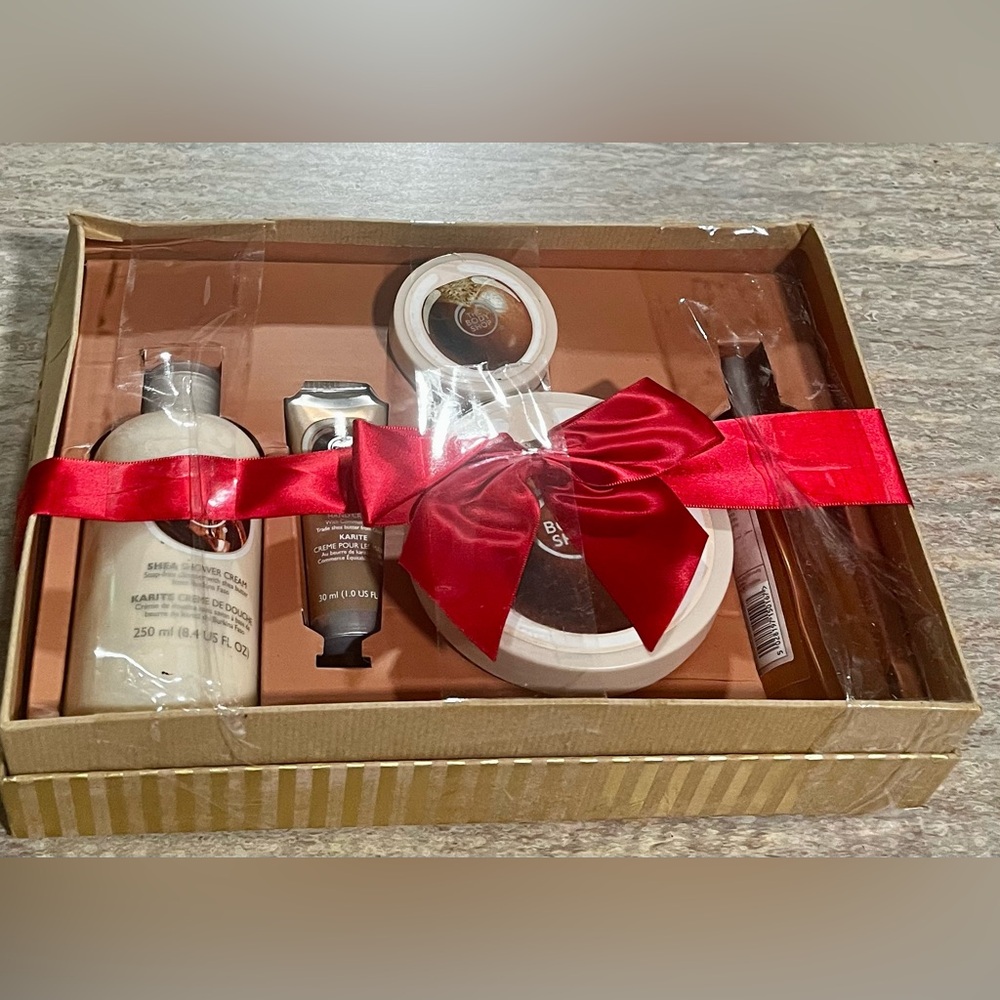 NIB The Body Shop Feel So Good Discontinued Bath & Body Wash Gift Set